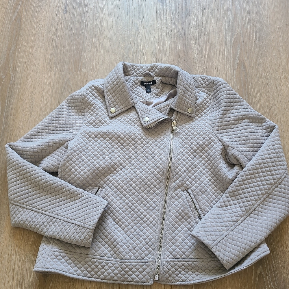 TORRID Quilted Knit Moto Jacket Pebble Gray Size 2 Plus Size